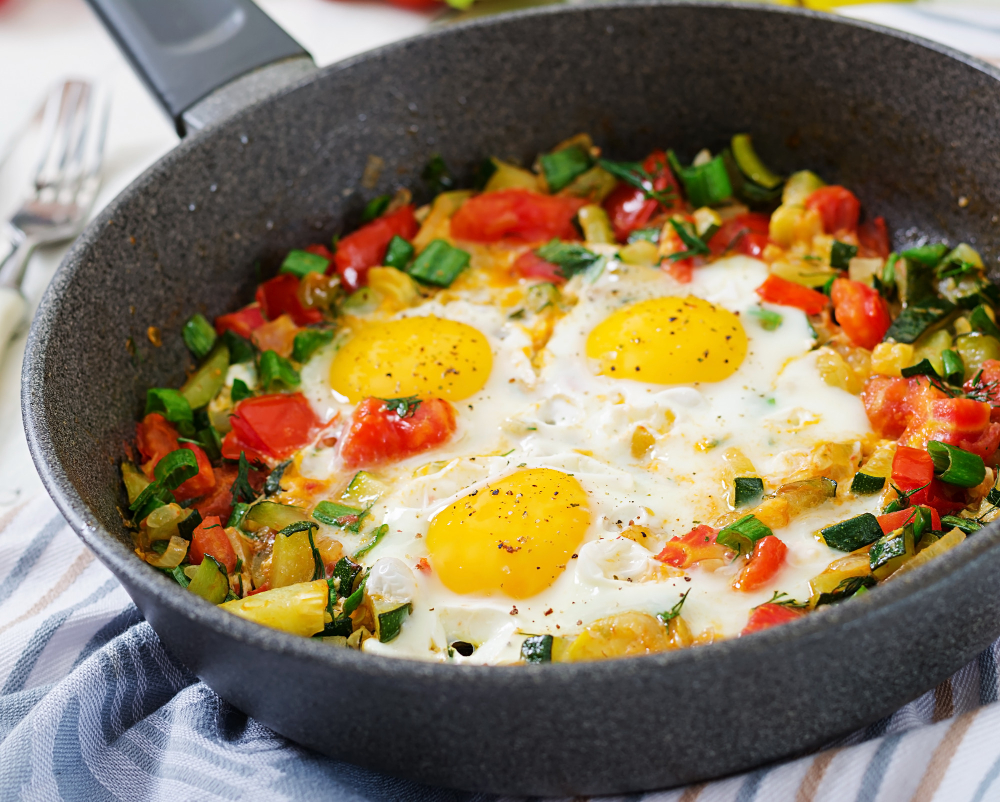 uovo senza olio con verdure grigliate